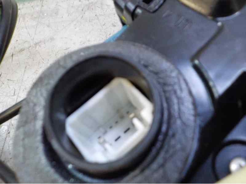 Recambio de cerradura puerta trasera izquierda para toyota verso 1.6 d-4d cat referencia OEM IAM 690600F031  