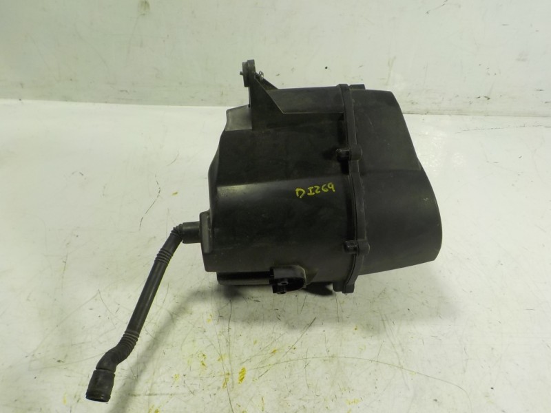 Recambio de filtro aire para volkswagen polo (6r1) 1.6 tdi referencia OEM IAM 6R0129607E  