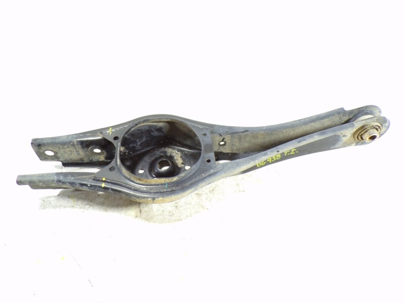 Recambio de brazo suspension inferior trasero izquierdo para kia niro concept referencia OEM IAM 55210G2100  