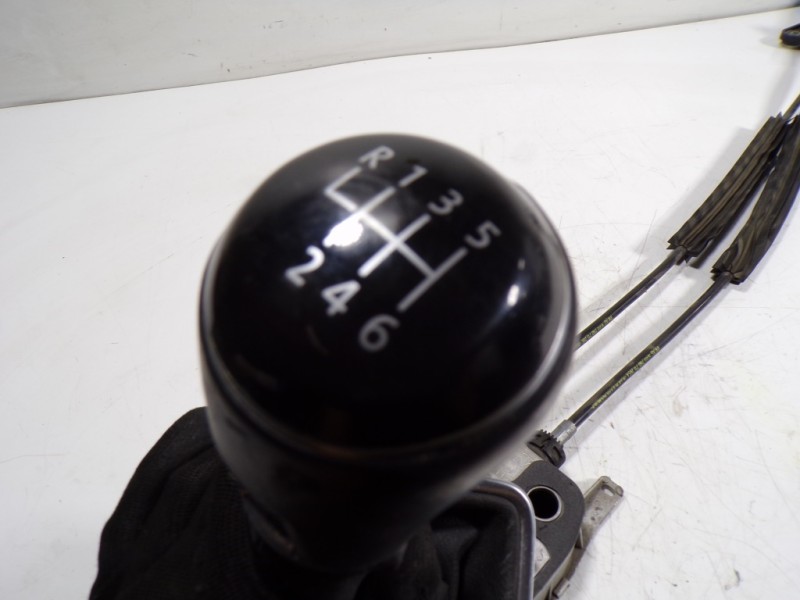 Recambio de palanca cambio para volkswagen tiguan (5n2) 2.0 tdi referencia OEM IAM 5N0711050A 5N0711049T 