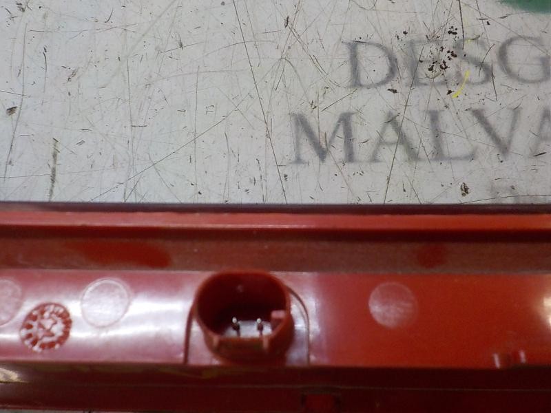 Recambio de piloto trasero central para ford fiesta (ccn) trend referencia OEM IAM 2085739  