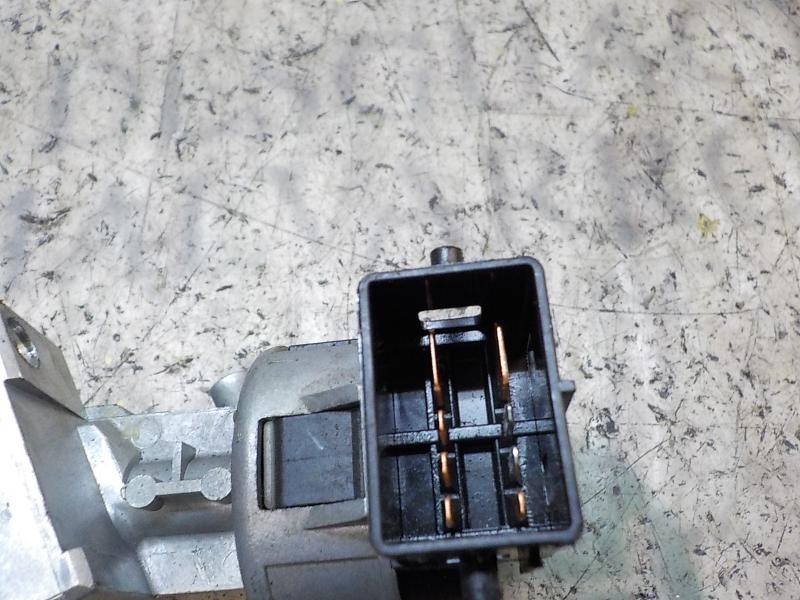 Recambio de antirrobo para mazda 3 berlina (bk) 1.6 cd diesel cat referencia OEM IAM BP4K66150B 3M513F880A 