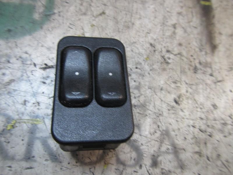 Recambio de mando elevalunas delantero izquierdo para opel astra g coupé 2.2 dti edition referencia OEM IAM   