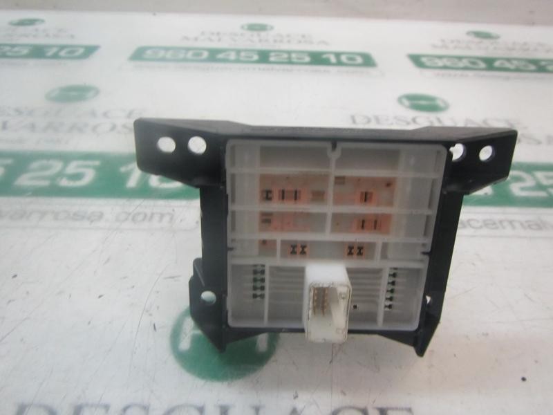 Recambio de palanca freno de mano para toyota c-hr hybrid active referencia OEM IAM 84390F4271  