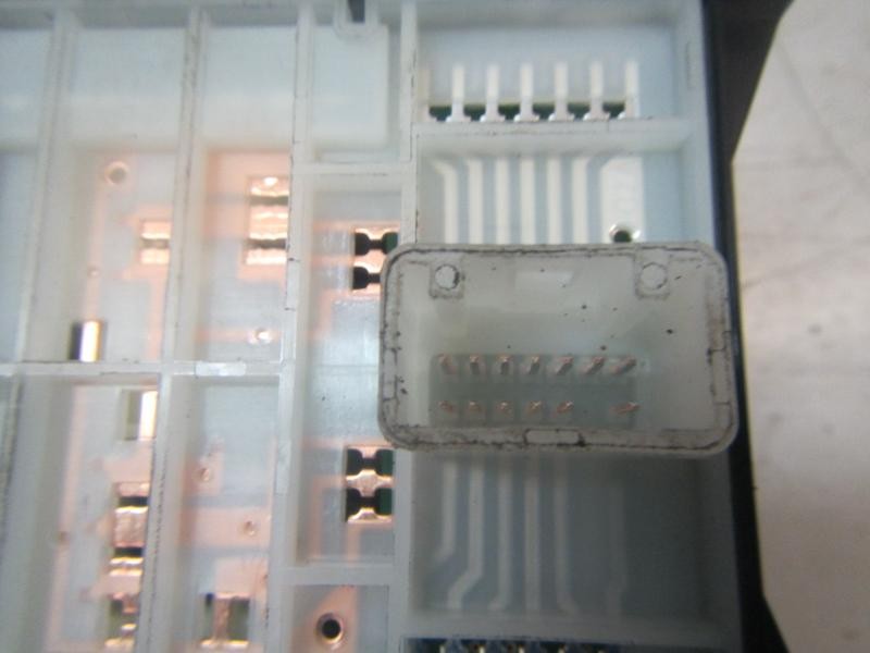 Recambio de palanca freno de mano para toyota c-hr hybrid active referencia OEM IAM 84390F4271  