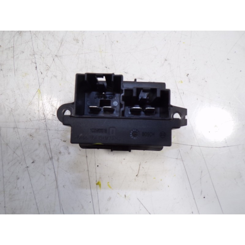 Recambio de resistencia calefaccion para opel insignia berlina 2.0 16v cdti referencia OEM IAM 13598091 13503201 F011500056