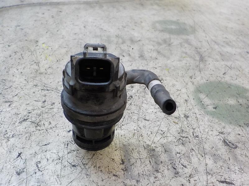 Recambio de bomba limpia para mazda 3 berlina (bk) 1.6 cd diesel cat referencia OEM IAM  8603109120 8603109120