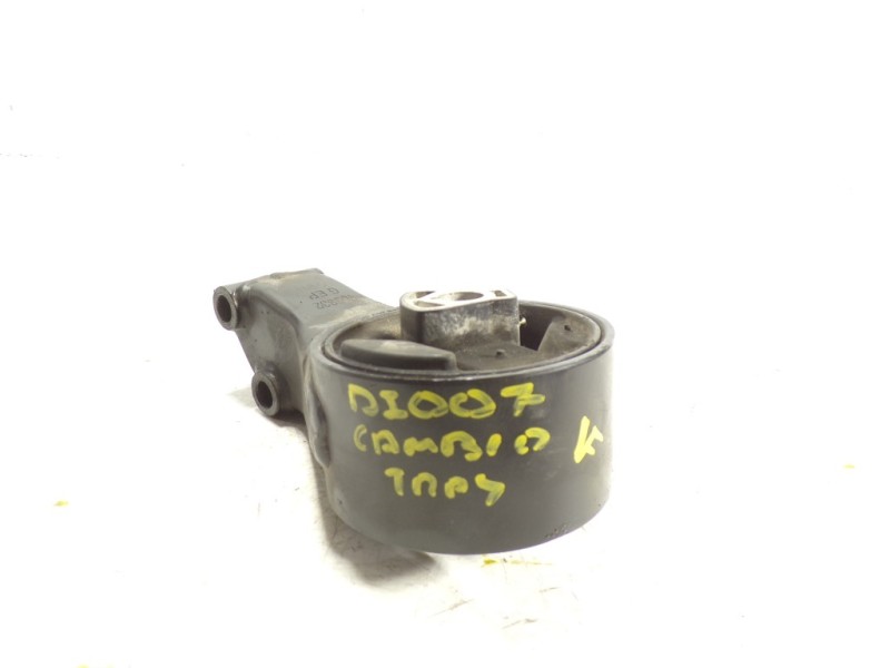 Recambio de soporte cambio para opel insignia berlina 2.0 16v cdti referencia OEM IAM 13228303  