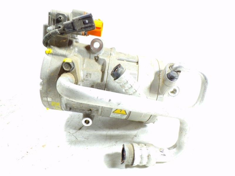 Recambio de compresor aire acondicionado para kia niro concept referencia OEM IAM 97701G5000  