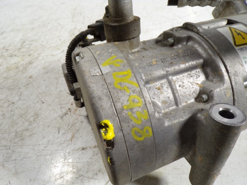 Recambio de compresor aire acondicionado para kia niro concept referencia OEM IAM 97701G5000  