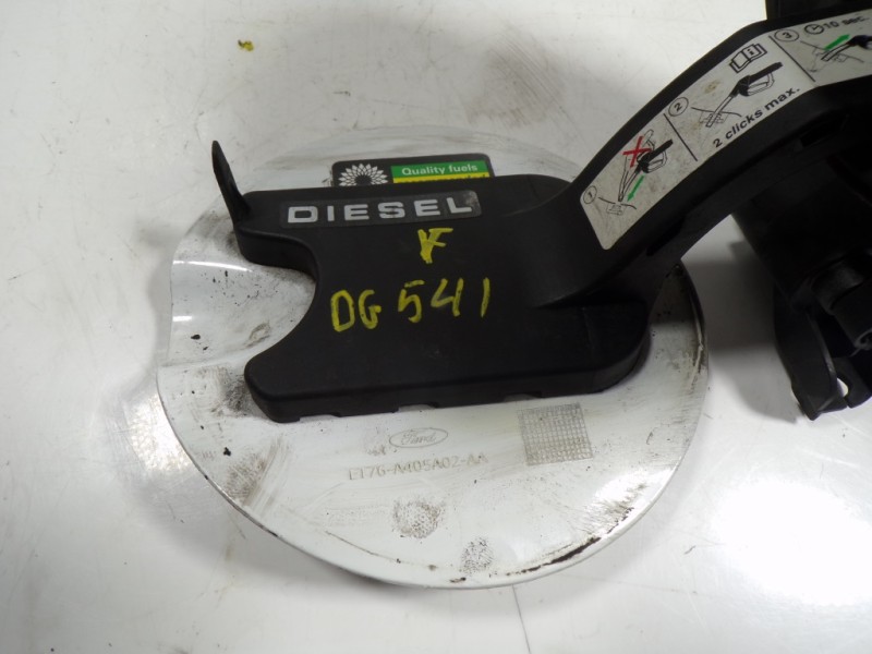 Recambio de tapa combustible para ford transit courier 1.5 tdci cat referencia OEM IAM 1844582  
