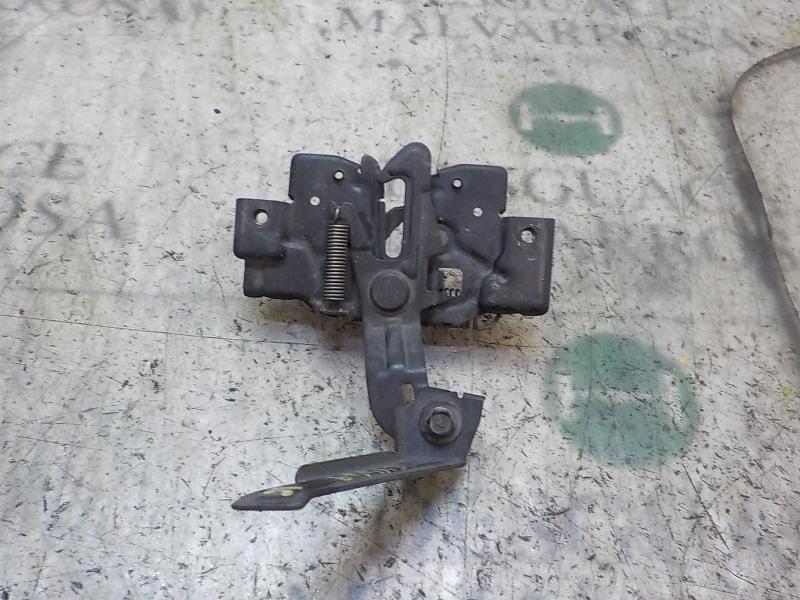 Recambio de cerradura capot para mazda 3 berlina (bk) 1.6 cd diesel cat referencia OEM IAM BP4K5662XA  