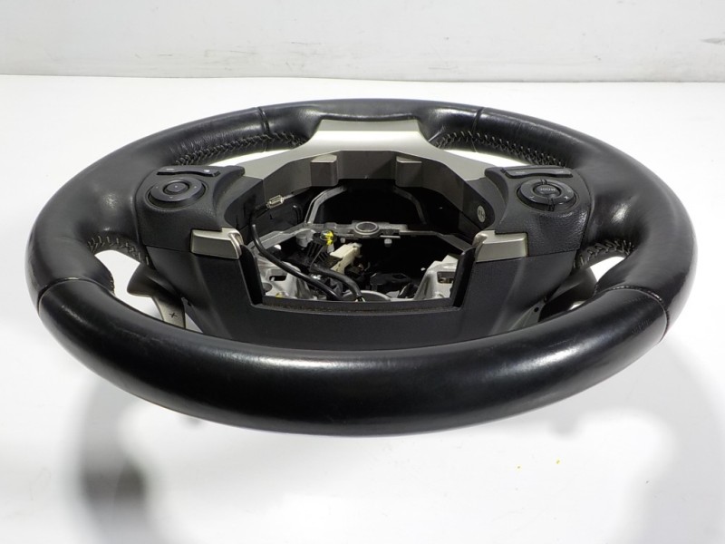 Recambio de volante para lexus is 300h referencia OEM IAM 4510053440C0  
