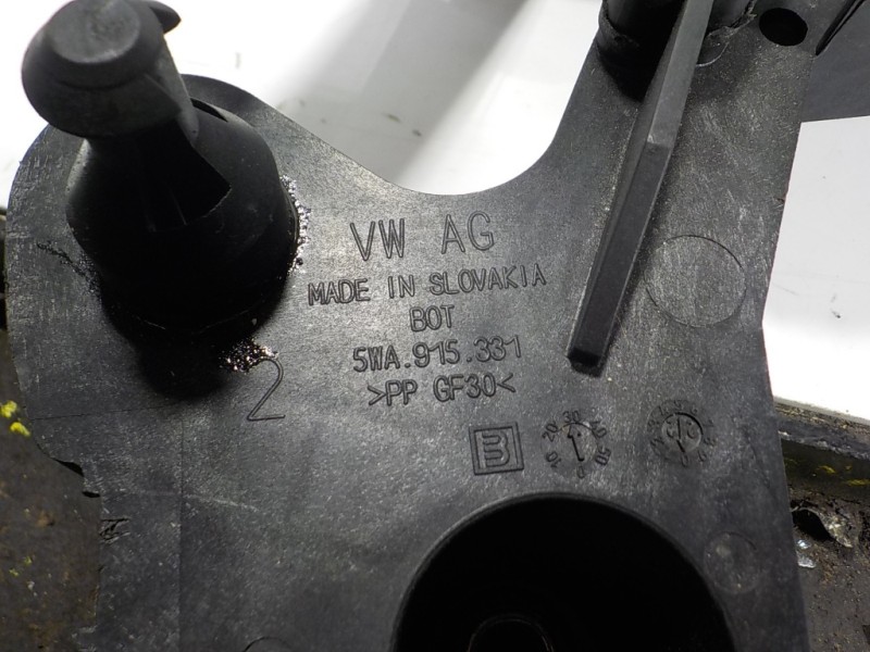 Recambio de moldura para seat leon sportstourer (kl8) 1.5 16v tsi act referencia OEM IAM 05E103925R 5WA915331 