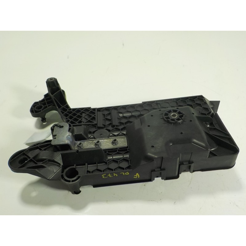 Recambio de moldura para seat leon sportstourer (kl8) 1.5 16v tsi act referencia OEM IAM 05E103925R 5WA915331 