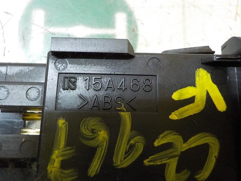 Recambio de warning para mazda 5 berl. (cr) 2.0 diesel cat referencia OEM IAM CC29664H0 15A468 15A468