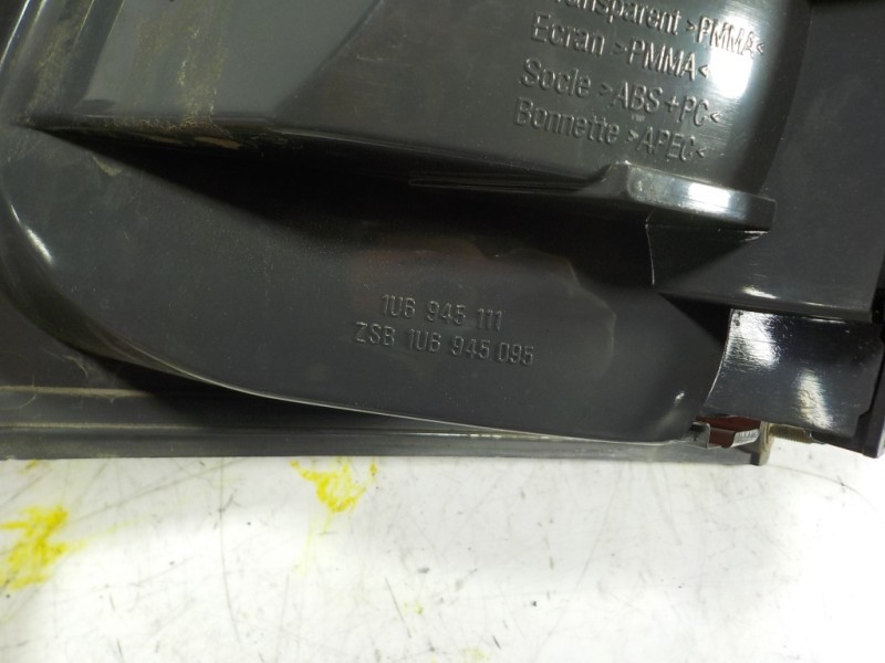 Recambio de piloto trasero izquierdo para skoda octavia berlina (1u2) 1.9 tdi referencia OEM IAM  1U6945111 6PINS 