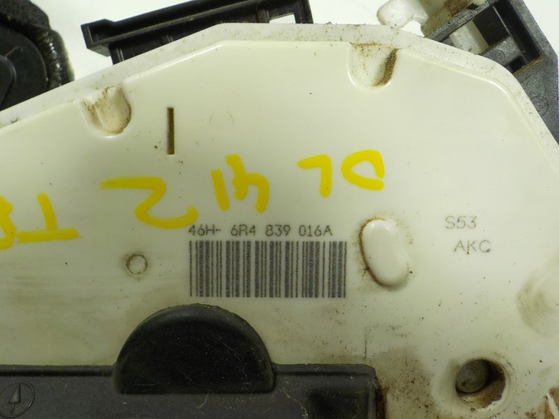 Recambio de cerradura puerta trasera derecha para volkswagen polo (6c1) 1.2 tsi referencia OEM IAM 6R4839016A 6R4839016A 