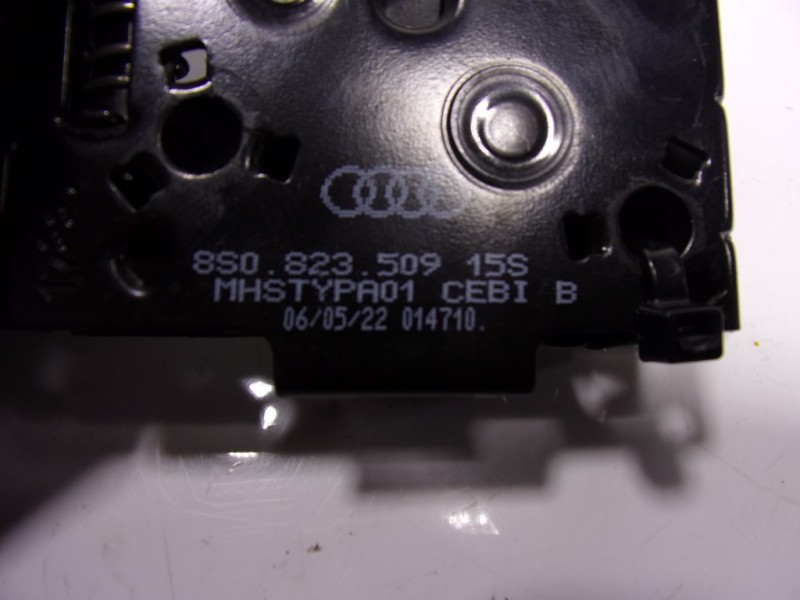 Recambio de cerradura capot para volkswagen taigo 1.0 tsi referencia OEM IAM 8S0823509 8S0823509 