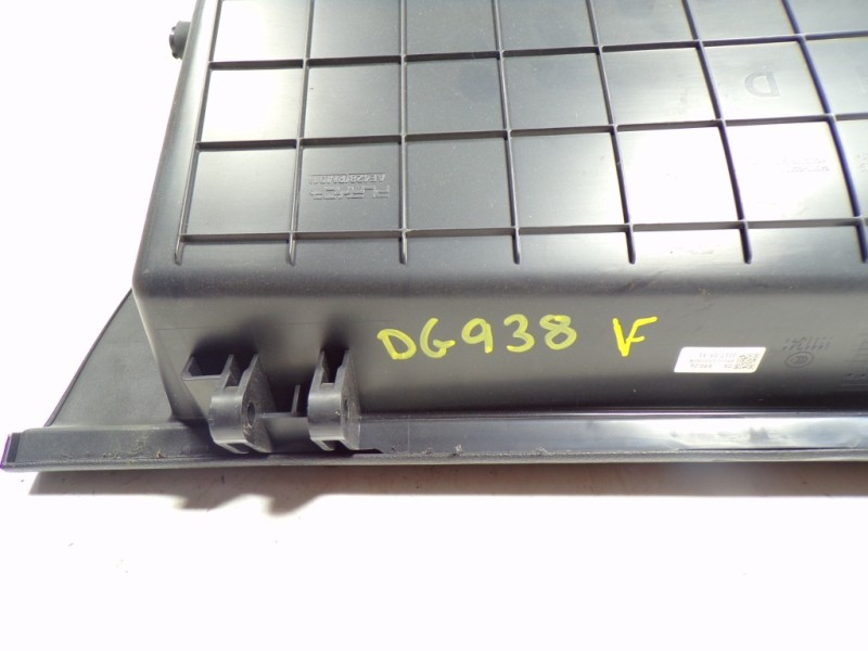 Recambio de guantera para kia niro concept referencia OEM IAM 84510G5000WK  