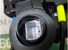 Recambio de cerradura puerta trasera izquierda para toyota corolla wagon 2.0 16v hybrid referencia OEM IAM 6906002580   2