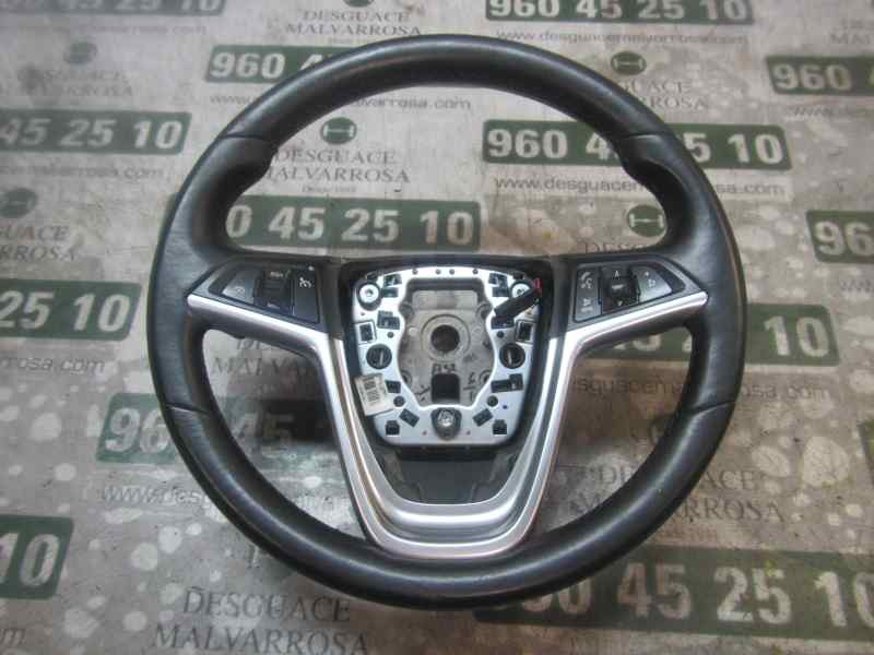 Recambio de volante para opel insignia berlina edition referencia OEM IAM 13316547  