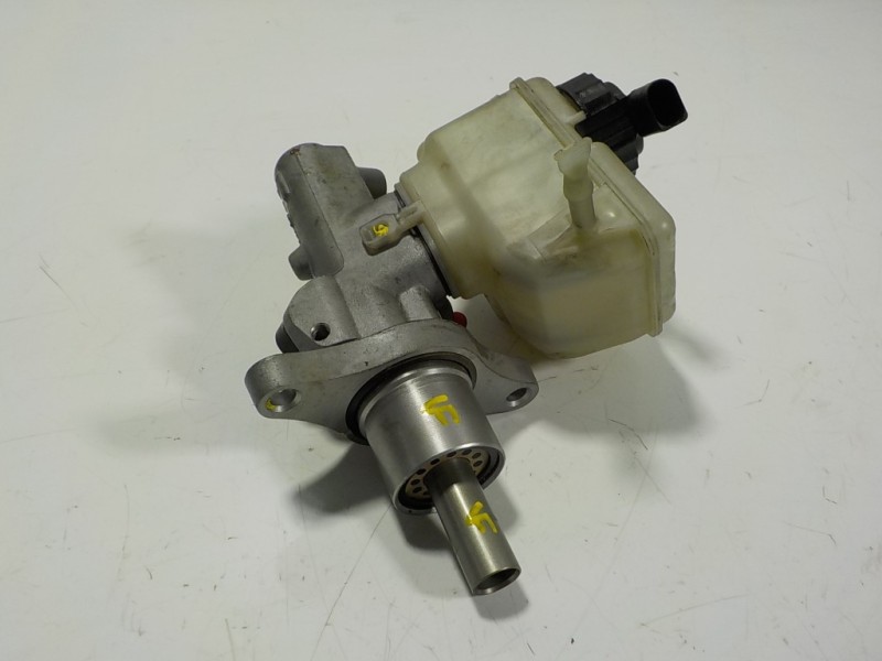 Recambio de bomba freno para volkswagen golf vi (5k1) 1.6 tdi dpf referencia OEM IAM 1K1614019K 1K1611301D 