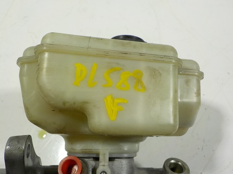 Recambio de bomba freno para volkswagen golf vi (5k1) 1.6 tdi dpf referencia OEM IAM 1K1614019K 1K1611301D 