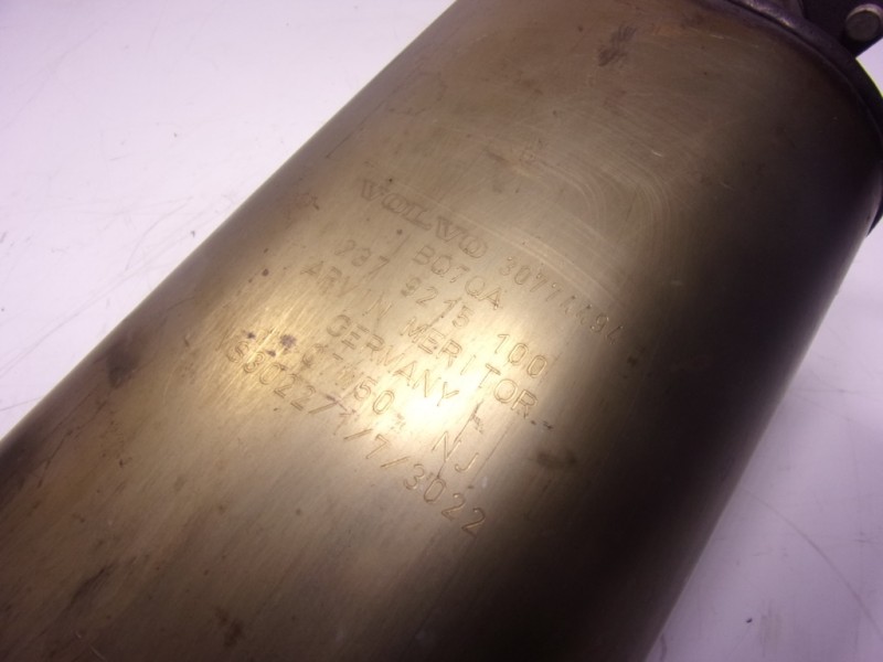 Recambio de filtro de particulas para volvo c30 2.4 20v diesel referencia OEM IAM  2379215100 