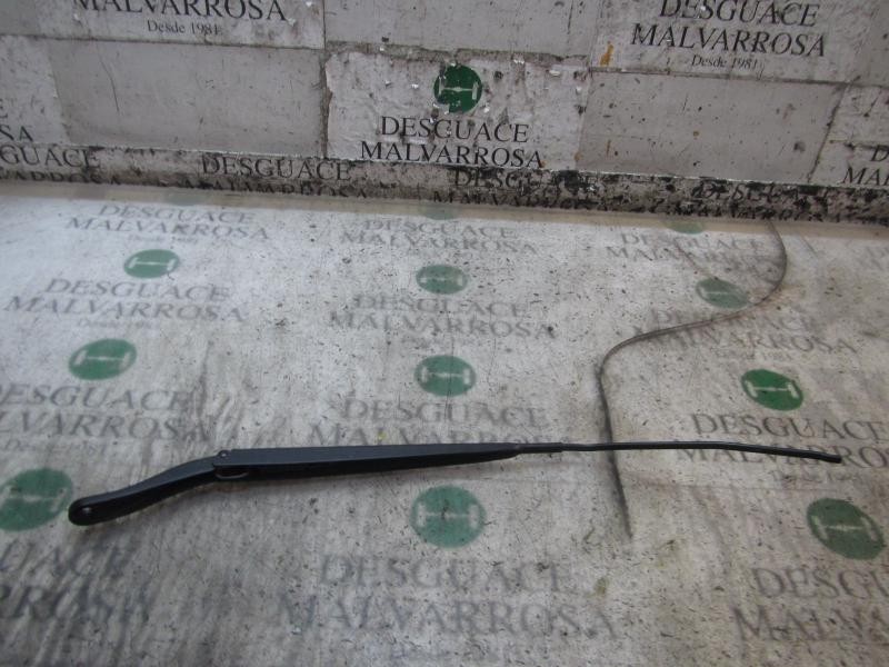 Recambio de brazo limpia delantero derecho para renault megane iii berlina 5 p dynamique referencia OEM IAM 288866482R  