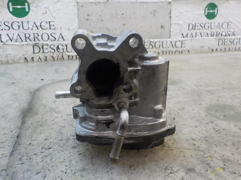 Recambio de valvula egr para toyota yaris 1.4 turbodiesel cat referencia OEM IAM 2580033011 2580033011 