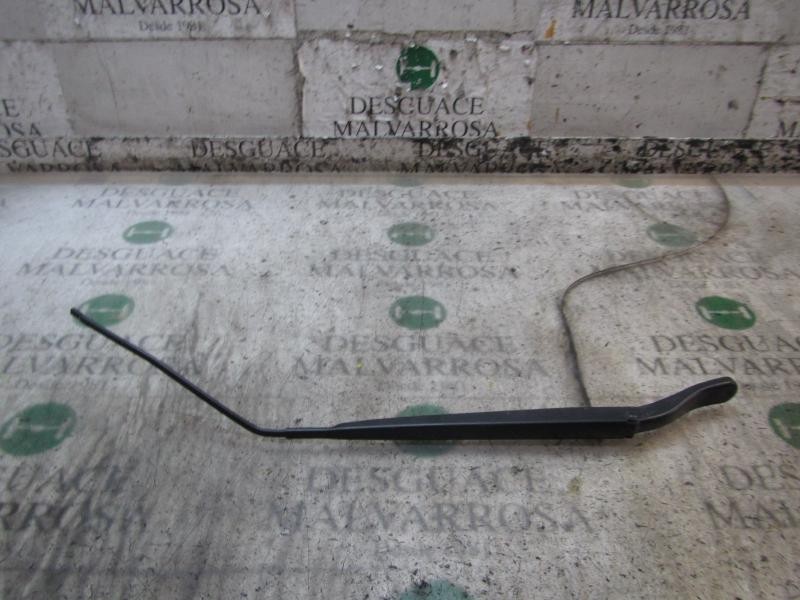 Recambio de brazo limpia delantero derecho para renault megane iii berlina 5 p dynamique referencia OEM IAM 288866482R  