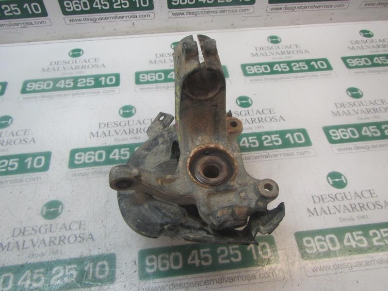 Recambio de mangueta delantera izquierda para land rover freelander (lr2) 2.2 td4 cat referencia OEM IAM LR006859  LR003157