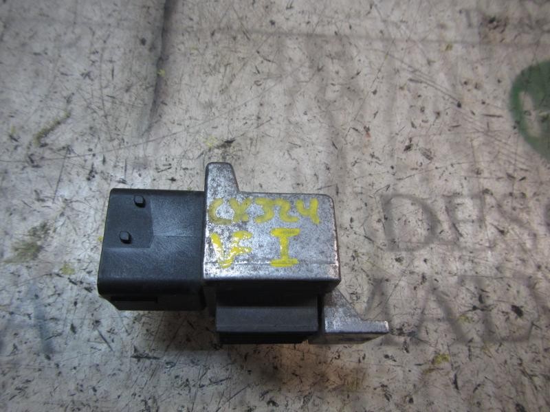 Recambio de caja precalentamiento para renault megane iii berlina 5 p dynamique referencia OEM IAM 8200859243 8200859243 