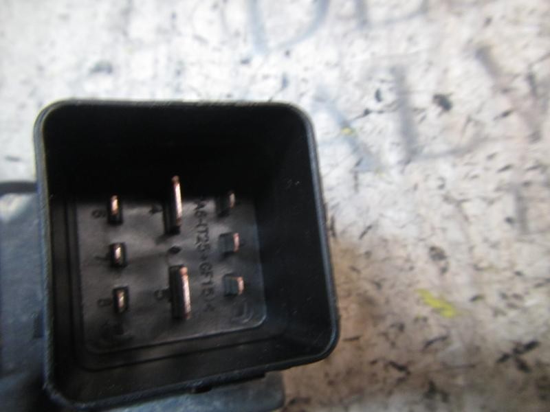 Recambio de caja precalentamiento para renault megane iii berlina 5 p dynamique referencia OEM IAM 8200859243 8200859243 