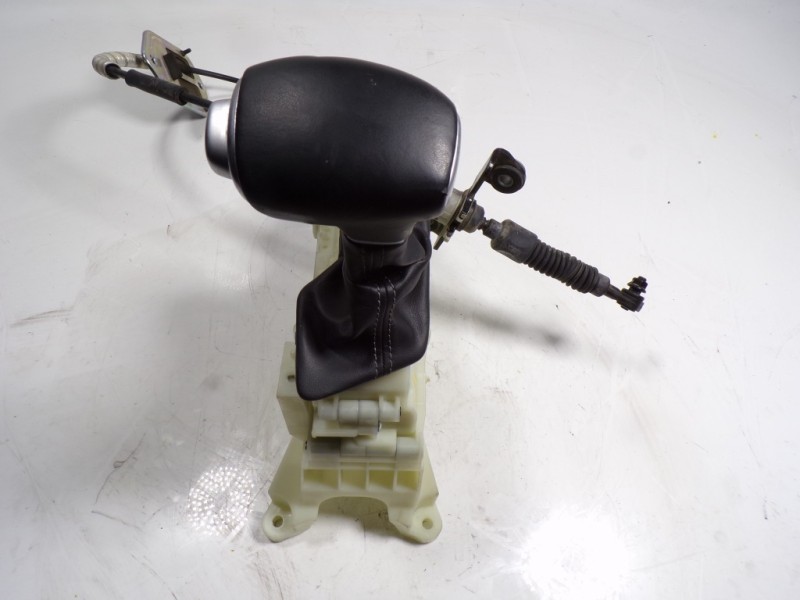 Recambio de palanca cambio para kia niro concept referencia OEM IAM 46700G5100  