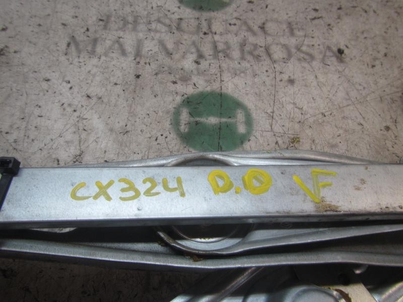 Recambio de elevalunas delantero derecho para renault megane iii berlina 5 p dynamique referencia OEM IAM 807203154R  