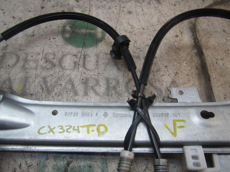 Recambio de elevalunas trasero derecho para renault megane iii berlina 5 p dynamique referencia OEM IAM 827200003R  