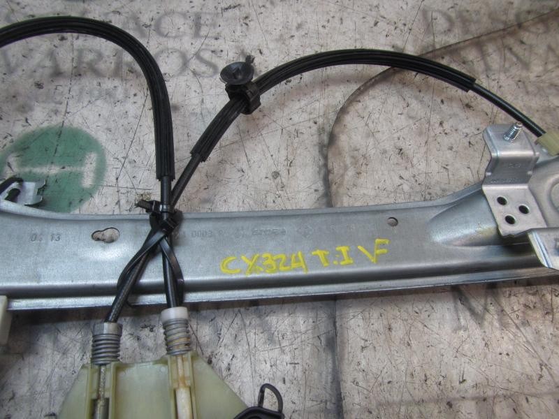 Recambio de elevalunas trasero izquierdo para renault megane iii berlina 5 p dynamique referencia OEM IAM 827210003R  