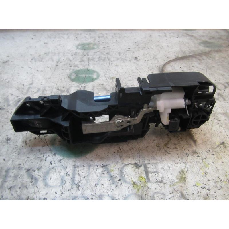 Recambio de maneta exterior trasera izquierda para renault megane iii berlina 5 p dynamique referencia OEM IAM 806B02596R  