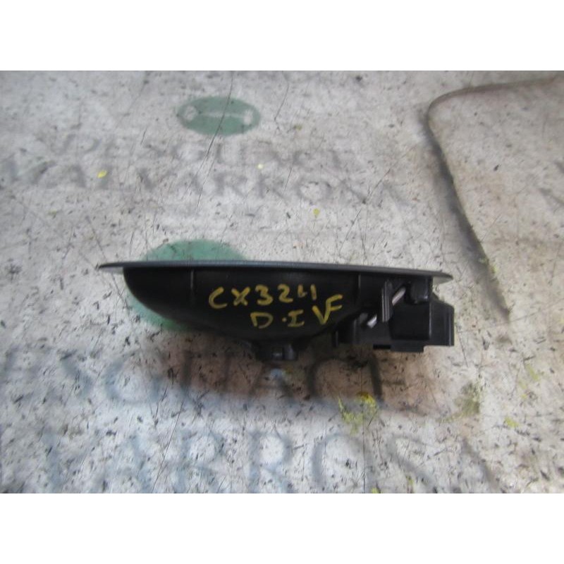 Recambio de maneta interior delantera izquierda para renault megane iii berlina 5 p dynamique referencia OEM IAM 826733790R  