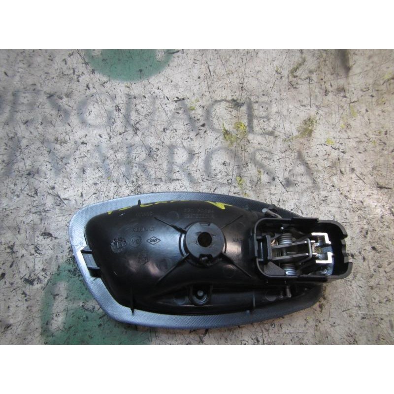 Recambio de maneta interior trasera izquierda para renault megane iii berlina 5 p dynamique referencia OEM IAM 826733790R  