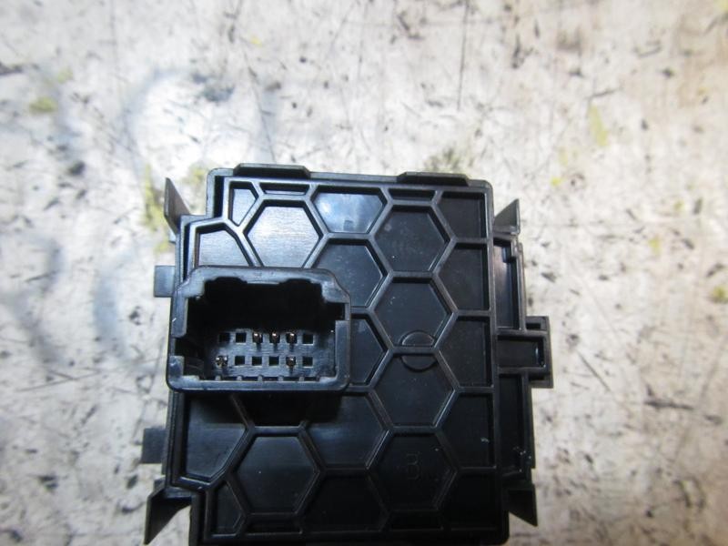Recambio de modulo electronico para renault megane iii berlina 5 p dynamique referencia OEM IAM 251900567R 251900567R 