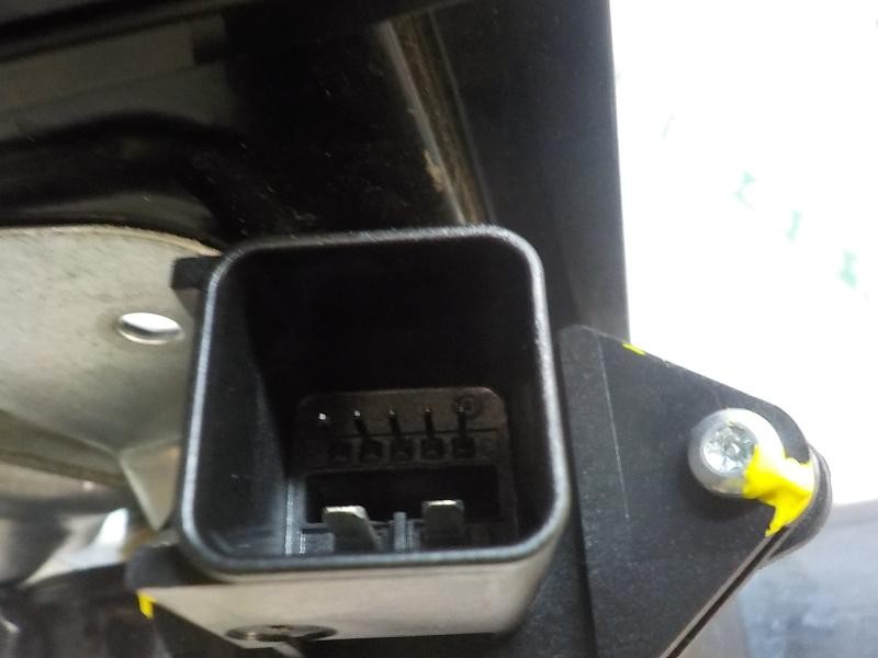 Recambio de elevalunas delantero derecho para opel zafira (c) excellence referencia OEM IAM 13369286 13260138 966436201