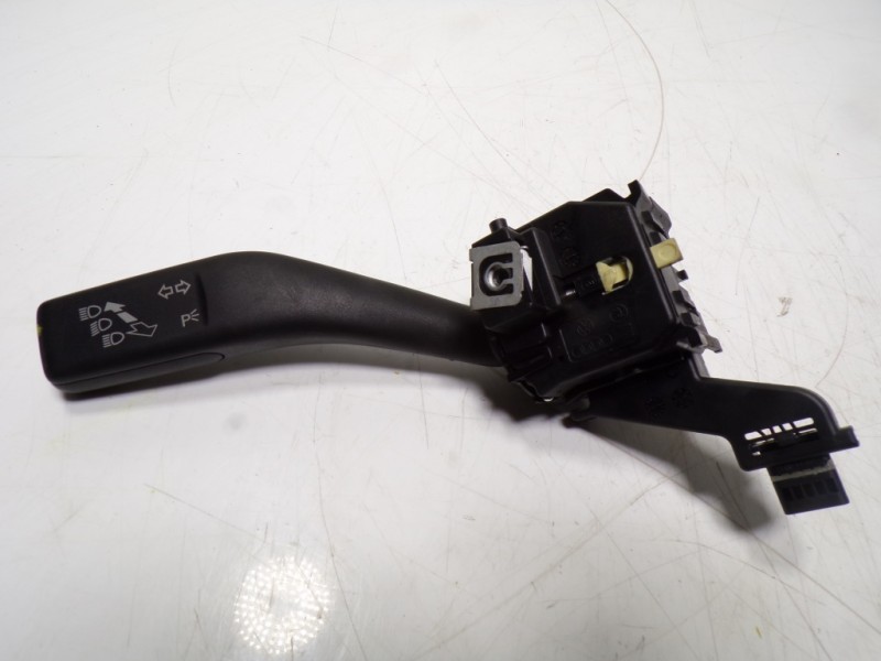 Recambio de mando intermitentes para volkswagen golf vi (5k1) 1.6 tdi dpf referencia OEM IAM 1K0953513E9B9 1K0953513E 