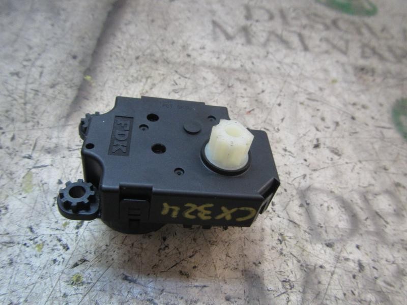 Recambio de motor electrico para renault megane iii berlina 5 p dynamique referencia OEM IAM 7701207721  