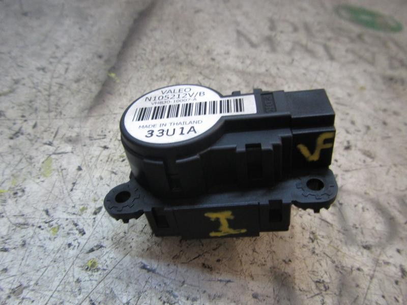 Recambio de motor electrico para renault megane iii berlina 5 p dynamique referencia OEM IAM 7701207721  