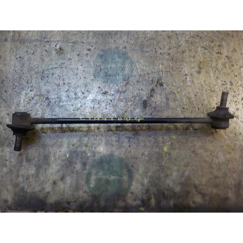 Recambio de tirante delantero derecho para mazda 3 berlina (bk) 1.6 cd diesel cat referencia OEM IAM BP4K34170D  