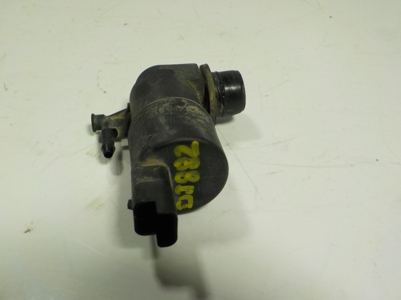 Recambio de bomba limpia para mercedes-benz citan (w415) combi 1.5 cdi cat referencia OEM IAM A4158690021  