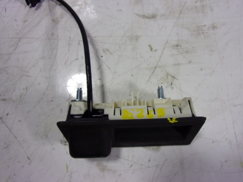 Recambio de maneta porton para seat alhambra (711) 2.0 tdi referencia OEM IAM 7N0827566A 7N0827566 